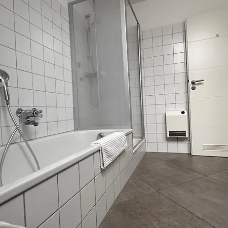 Amao-curry I 100qm I Exklusives Loft Ueber 3 Etagen I King-size Betten U Netflix Lahr (Baden-Wurttemberg)