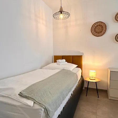 Amao-curry - Center - 100 M2 - 7 Personen - Balkon - 2 Schlafzimmer - Kingsize Betten Appartement