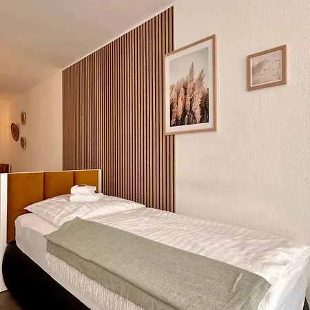 Appartement Amao-curry - Center - 100 M2 - 7 Personen - Balkon - 2 Schlafzimmer - Kingsize Betten *